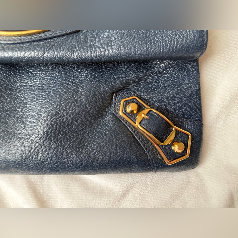 Balenciaga Black Leather Clutch with Gold Hardware ! Authentic - Picture 4 of 13
